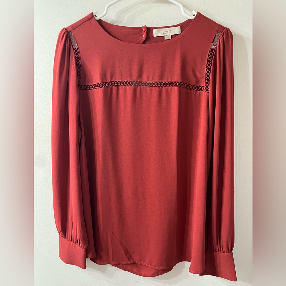 LOFT Brick Red Pleated Mandarin Collar Blouse. Medium. 3 wears. Lightweight